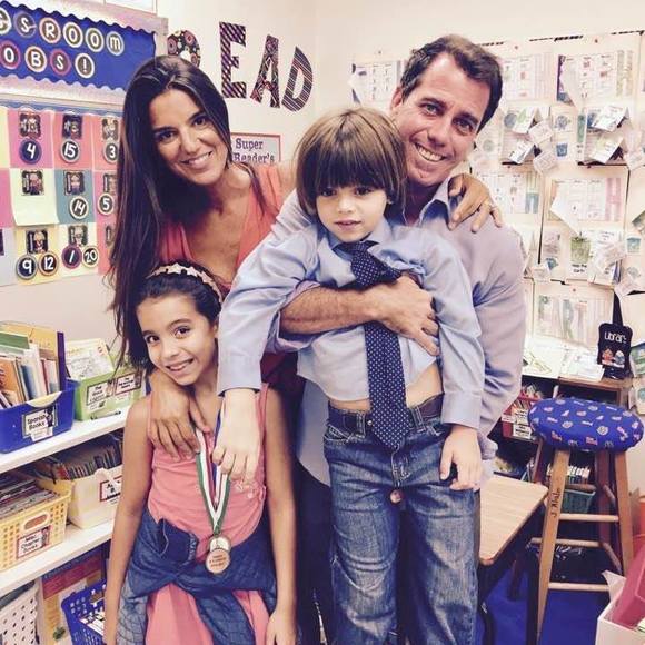 Meet your Posher, Mariana - Picture 1 of 1